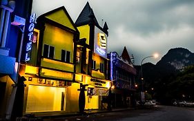 Golden Roof Hotel Sunway Ipoh